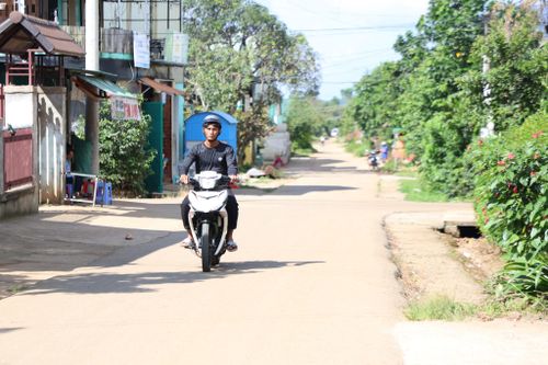 Những tuyến đường sáng, xanh, sạch là điểm nổi bật của tổ dân phố Tà Nung 6