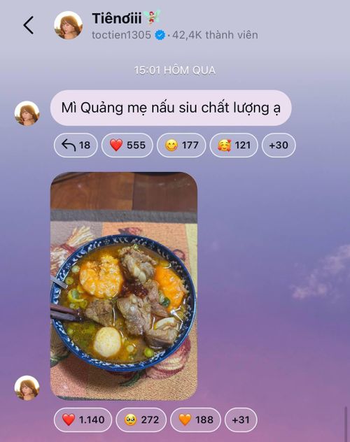 Cô còn khoe được mẹ chăm sóc, chiêu đãi món ăn siêu chất lượng