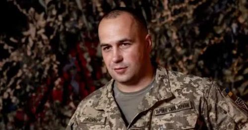 Theo ông Lasiichuk, quân đội Ukraine vẫn kiểm soát khu vực phía bắc vùng ngoại ô Pokrovsk, trong khi Nga tập trung lực lượng lớn trên hướng tiến công này.