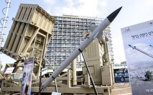 Thông tin được Bộ trưởng Giao thông Vận tải Israel Miri Regev công bố ngày 5/7, qua đó chấm dứt nhiều tháng đồn đoán về sự hiện diện của lá chắn phòng thủ nổi tiếng này tại quốc gia vùng Vịnh.