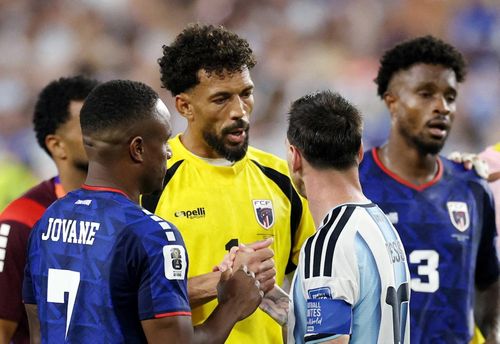 Vozinha có thể làm đồng đội Lionel Messi sau World Cup 2026.