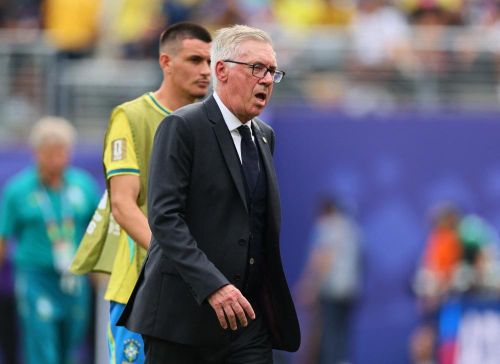 HLV Ancelotti đối mặt áp lực sau khi Brazil bị loại khỏi World Cup 2026. Ảnh: Reuters.