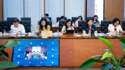 Các đại biểu tham dự phiên họp.