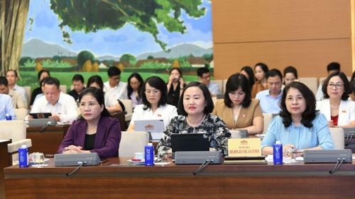  Đại biểu dự họp. Ảnh: CẨM HÀ 