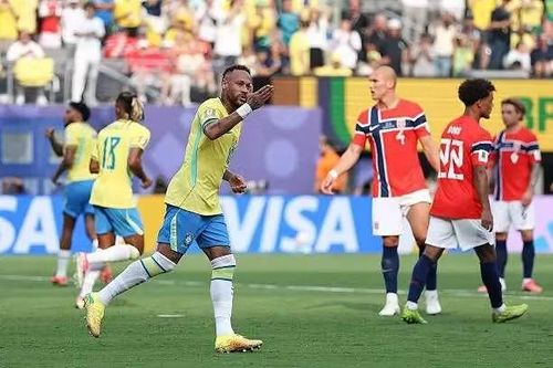 Neymar ghi bàn thời gian bù giờ, không đủ cứu Brazil thoát khỏi trận thua đầy tiếc nuối. Ảnh: The Sun.