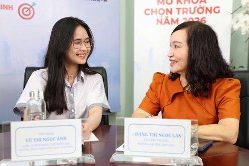 Tiến sĩ Đặng Thị Ngọc Lan - Phó HT Trường ĐH Cửu Long cũng đồng hành với chương trình.