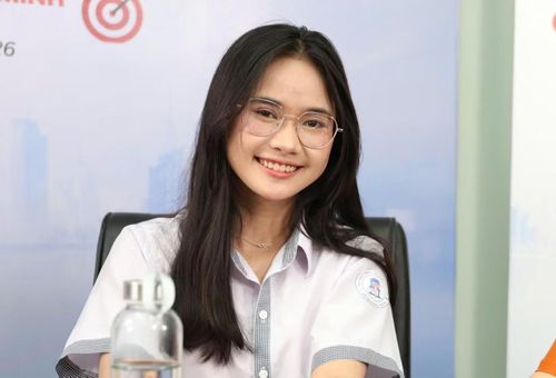Thủ khoa Ngọc Ánh quan tâm đến những thay đổi của thị trường lao động trong lĩnh vực Tài chính - Ngân hàng.