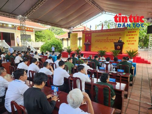Ngay sau lễ dâng hương, chương trình triển khai tìm kiếm, quy tập hài cốt liệt sĩ được tổ chức tại khu vực phía trước Nhà truyền thống.