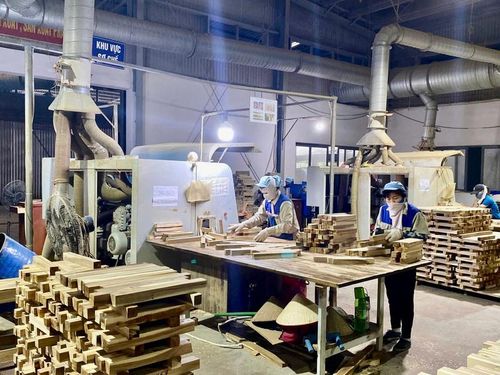 Ngành gỗ tìm dư địa tăng trưởng từ UKVFTA. Ảnh: Nguyễn Dương
