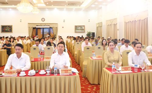 Đại biểu dự hội nghị. Ảnh: NGỌC PHÚ