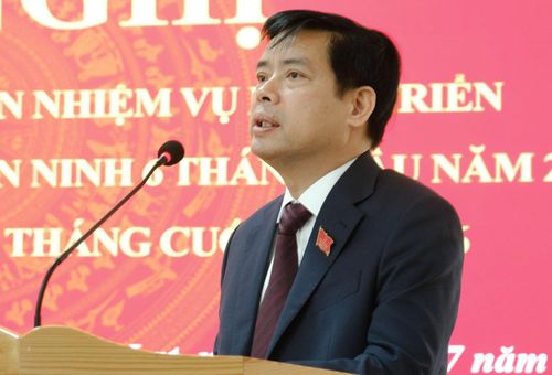 Ông Nguyễn Thừa Đoàn, Chủ tịch UBND phường Cam Ly - Đà Lạt phát biểu tại hội nghị
