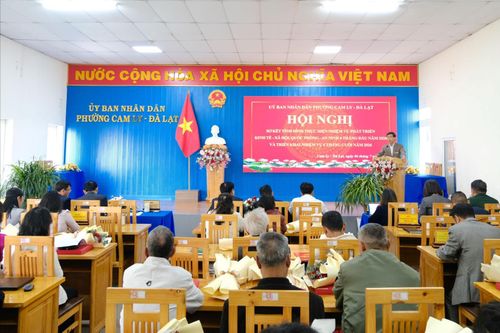 Quang cảnh hội nghị