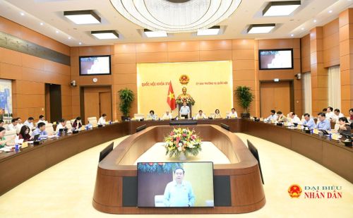 Chủ tịch Quốc hội Trần Thanh Mẫn phát biểu tại cuộc họp giao ban Lãnh đạo Quốc hội với Thường trực các cơ quan của Quốc hội, Văn phòng Quốc hội. Ảnh: Lâm Hiển