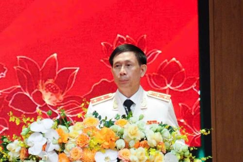 Trung tướng Trần Việt Kiều, Bí thư Đảng ủy, Cục trưởng Cục Kỹ thuật nghiệp vụ phát biểu tại buổi làm việc.