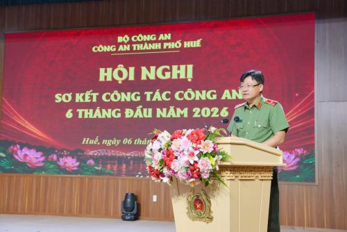 Thiếu tướng Nguyễn Thanh Tuấn, Giám đốc Công an TP Huế phát biểu kết luận Hội nghị.