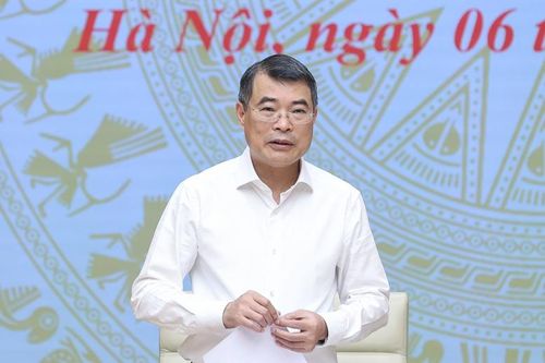 Thủ tướng đặc biệt nhấn mạnh yêu cầu phong trào thi đua, công tác khen thưởng phải bám sát hơi thở cuộc sống, gắn với việc hoàn thành các mục tiêu, nhiệm vụ cụ thể. Ảnh: CP