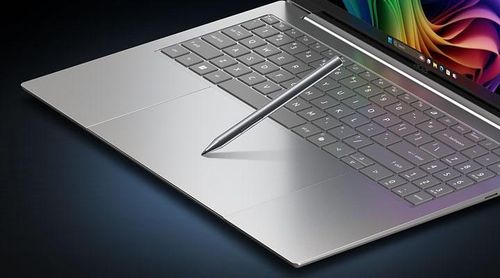 Mẫu laptop 16 inch siêu nhẹ hướng đến nhóm người dùng chuyên nghiệp với sự kết hợp giữa hiệu năng, tính di động và màn hình OLED chất lượng cao. Ảnh: FPTshop.