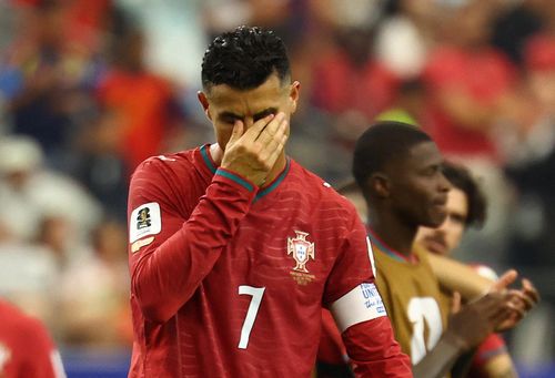 Ronaldo và Bồ Đào Nha bị loại khỏi World Cup 2026. Ảnh: Reuters.