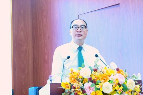 Phó Tổng Kiểm toán nhà nước Bùi Quốc Dũng phát biểu tại Tọa đàm - Ảnh: VGP