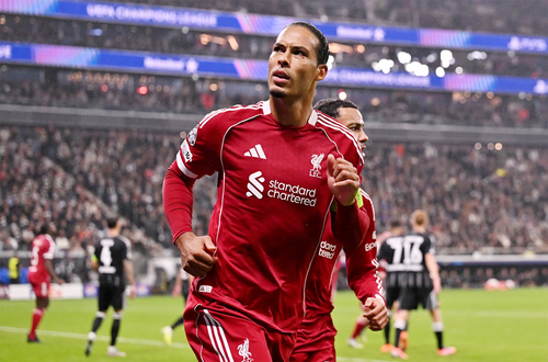 Van Dijk đang đóng vai trò quan trọng trong đội hình của Liverpool. Ảnh: The Liverpool Offside
