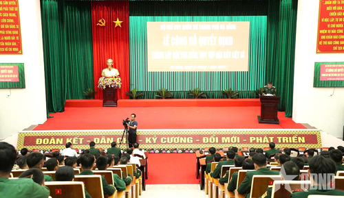 Quang cảnh buổi lễ.