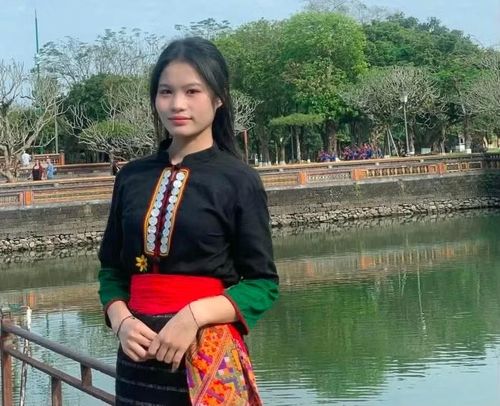 Em Kha Thị Kim Dung.