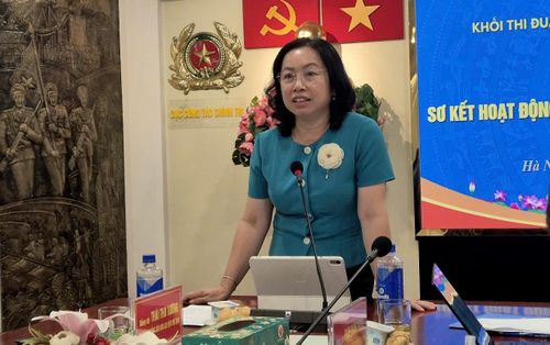 Bà Thái Thu Xương.