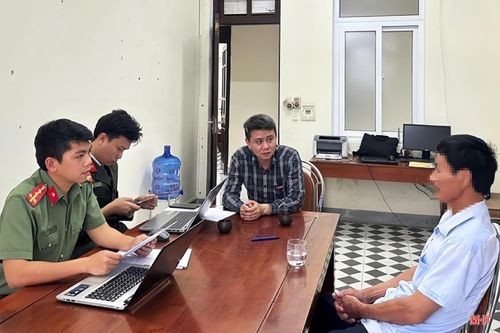 Công an tỉnh Hà Tĩnh xử phạt người đăng tải, chia sẻ thông tin sai sự thật.