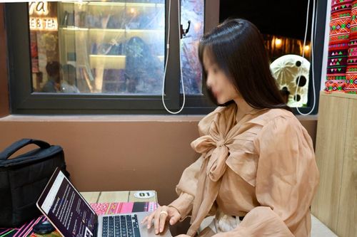 L.H.T. từng có thời gian tự ti khi nhận về những bình luận thiếu thiện chí trên mạng xã hội.