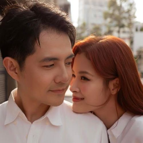 Ông Cao Thắng phản ứng với Đông Nhi vỏn vẹn 2 từ "Vợ anh!". (Nguồn: FBNV)