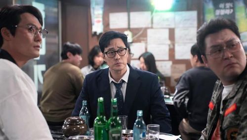 Bên cạnh So Ji Sub, phim còn gây ấn tượng bởi Choi Dae Hoon và Yoon Kyung Ho. Ảnh: Netflix