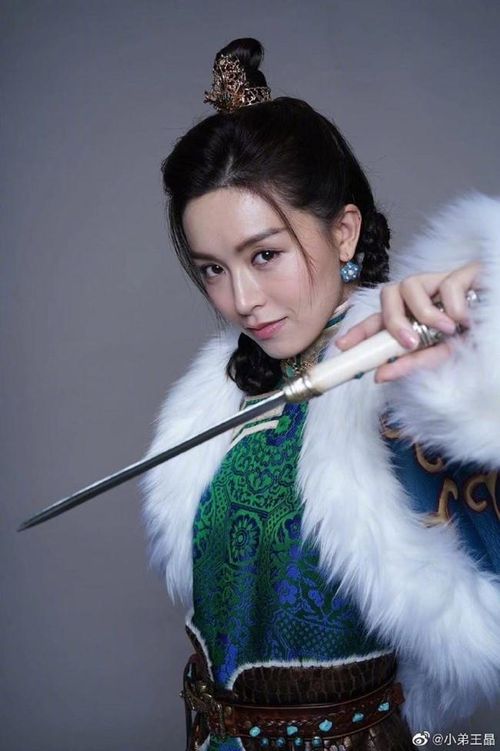 Mưu lược của Triệu Mẫn còn thể hiện ở cách nàng khai thác mâu thuẫn giữa Minh Giáo và các môn phái chính đạo.