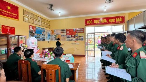  Sư đoàn 320 khai mạc hội thi phòng Hồ Chí Minh năm 2026. Ảnh: Nguyễn Tú 