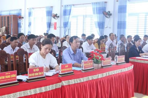  Các đại biểu dự hội nghị. Ảnh: Quang Tấn 