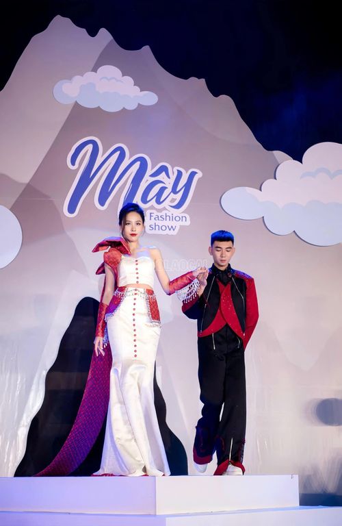 Anh Tuấn và các thiết kế đậm đà bản sắc.