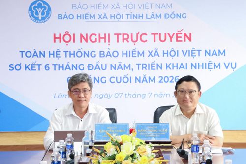 Tỉnh ủy viên, Phó Chủ tịch UBND tỉnh Nguyễn Minh dự tại đầu cầu tỉnh Lâm Đồng