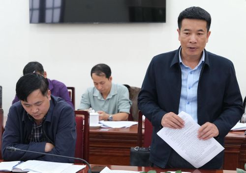 Lãnh đạo Ban Quản lý dự án đầu tư xây dựng số 1 nêu ý kiến