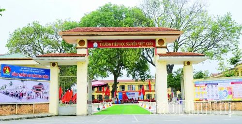 Trường tiểu học Nguyễn Viết Xuân đã đạt chuẩn Quốc gia mức độ 2
