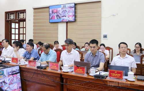 Các đại biểu dự Hội nghị.
