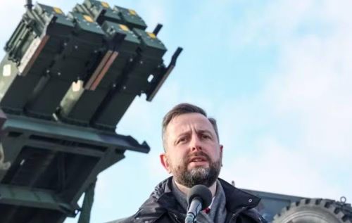 Bộ trưởng Quốc phòng Ba Lan, ông Wladyslaw Kosiniak-Kamysz, ngày 6/7 cho biết Warsaw đã viện trợ quân sự cho Ukraine với tổng trị giá gần 3,9 tỷ USD trong giai đoạn 2022-2023. Từ năm 2024 đến nay, giá trị các gói hỗ trợ tiếp tục đạt khoảng 400 triệu USD.