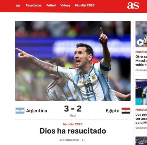Tờ AS (Tây Ban Nha) dùng tiêu đề đầy mạnh mẽ: "Chúa đã sống lại" cùng hình ảnh Messi ăn mừng chiến thắng.