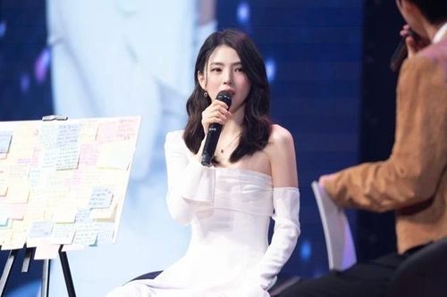  Han So Hee đang cố gắng ổn định lại sự nghiệp sau thời gian dài liên tiếp vướng ồn ào.Ảnh: APlanet Entertainment. 