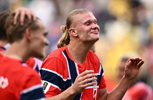 Tiền đạo người Na Uy được yêu thích và liên tục bị chế meme trong mùa World Cup 2026. Ảnh: Dylan Martinez/Reuters.