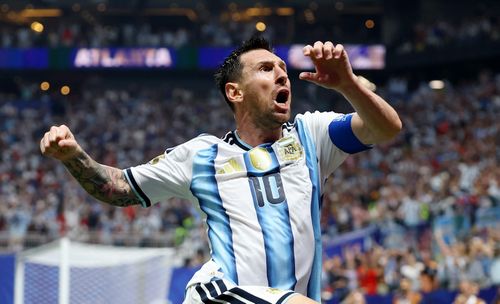  Messi vẫn quá quan trọng với Argentina. 