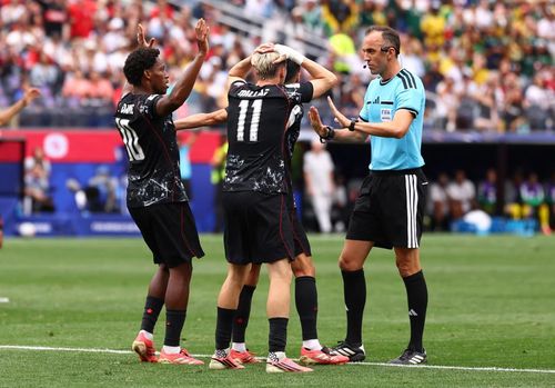  FIFA tự làm khó mình vì công tác trọng tài. 