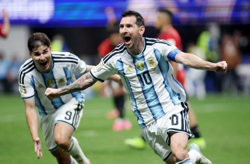 Messi vẫn là nguồn cảm hứng của Argentina.
