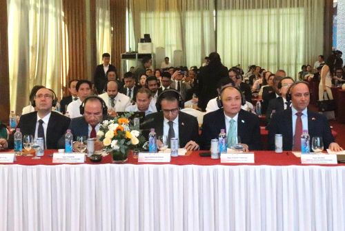Các đại biểu tại Hội nghị