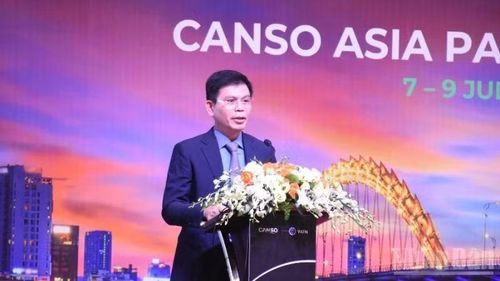 Thứ trưởng Xây dựng Lê Anh Tuấn phát biểu khai mạc hội nghị.