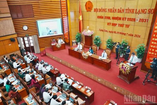 Kỳ họp đánh giá tình hình phát triển kinh tế-xã hội 6 tháng đầu năm của tỉnh Lạng Sơn.