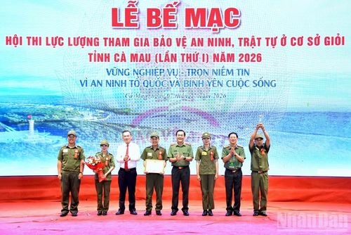 Đơn vị Cụm thi đua số 8-xã Phú Tân làm Cụm trưởng xuất sắc đạt giải Nhất hội thi.